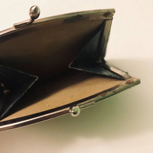 Vintage Change Purse  Faux Leather Coin Purse - Picture 8 of 14